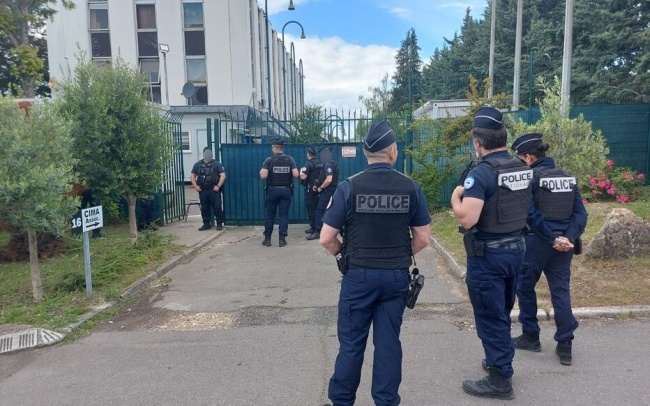 Saint-Ouen-l'Aumône, mercredi 12 juin 2024. Les services de l'Urssaf, les pompiers et la police aux frontières ont réalisé des opérations de contrôle au sein de l'association Cima. DIPN 95